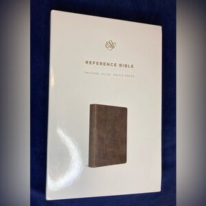 ESV Reference Bible TruTone. Olive, Celtic Cross Design 2016